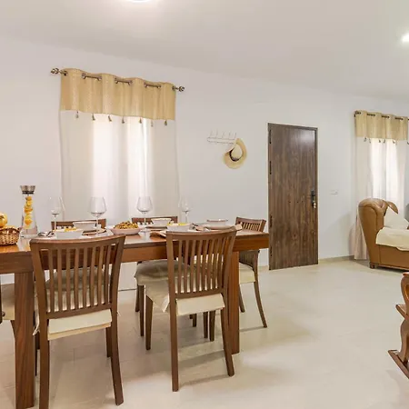 El Mirador Del Valle Holiday home *